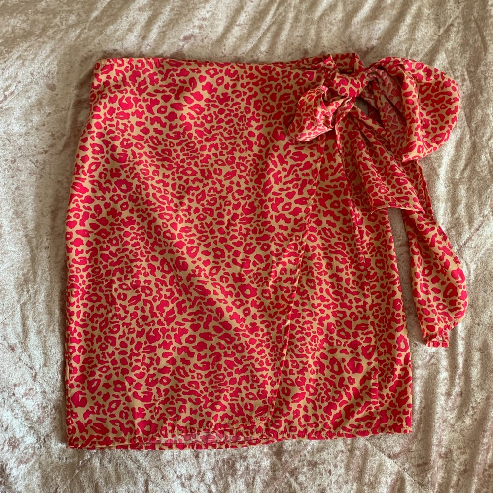 Women’s Leopard Print Wrap Skirt